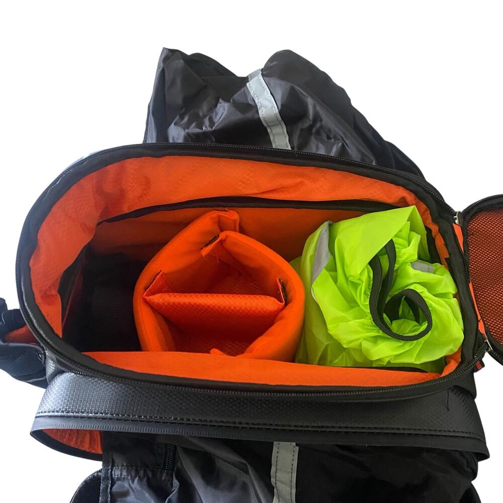 Hard Shell Waterproof Bike Bag for Rear Rack Reflector Rain Cover Shoulder Strap - Picture 10 of 16